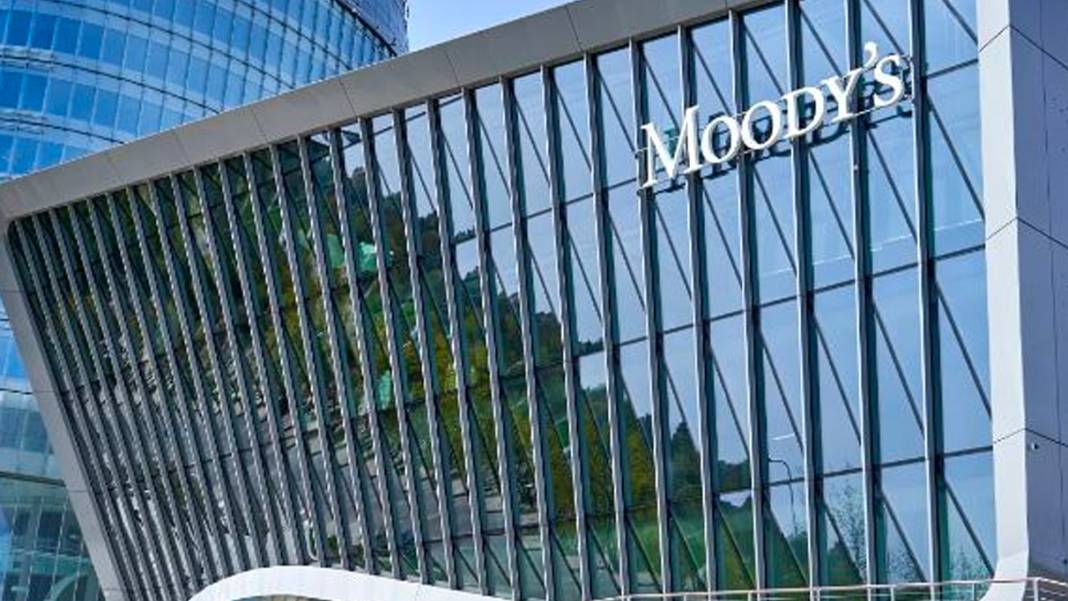 Moody’s Türkiye'nin kredi notunu pozitife çevirdi 2